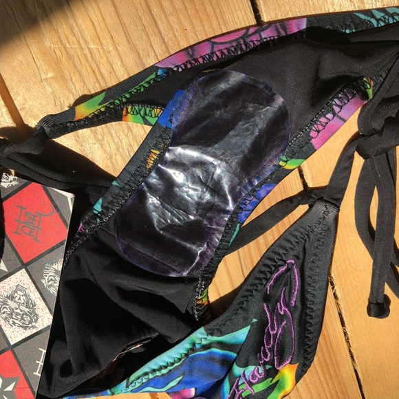 Vintage Ed Hardy Bikini - Picture 6 of 6